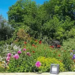 Pet Friendly In Flaignes-havys With Wifi Holiday home *