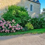 Holiday home Pet Friendly In Flaignes-havys With Wifi *