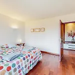 Holiday home Pet Friendly In Flaignes-havys With Wifi *