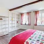 Pet Friendly In Flaignes-havys With Wifi Holiday home Havys