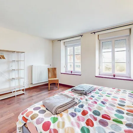 7 Bedroom Beautiful In Flaignes-havys Havys